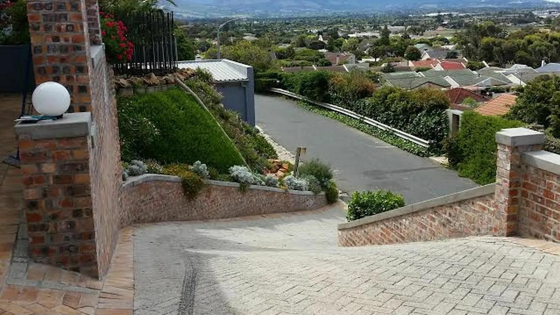 Guest house Lakeside Lodge Cape Town