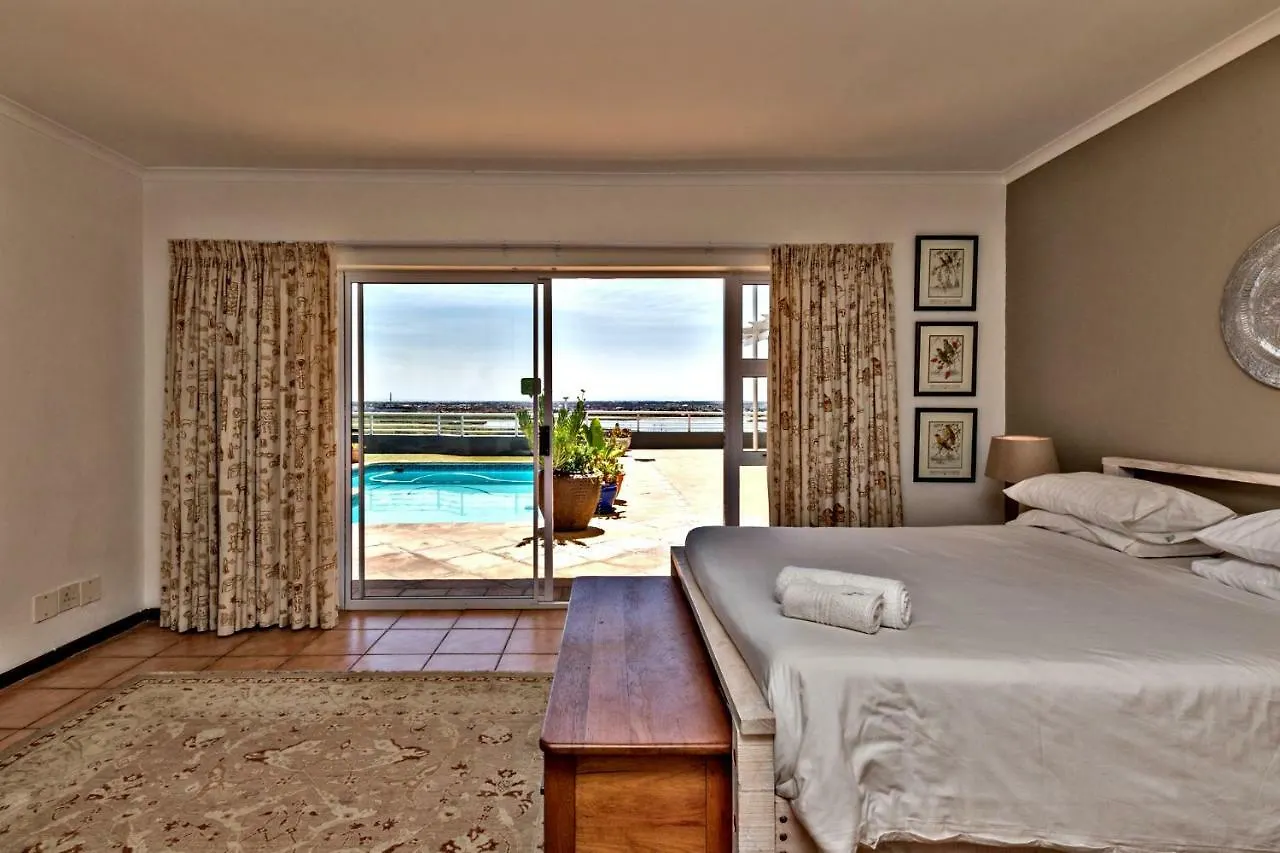 Lakeside Lodge Cape Town Guest house