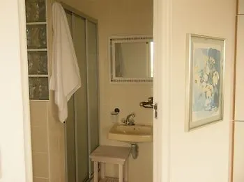 *** Guest house Lakeside Lodge Cape Town South Africa